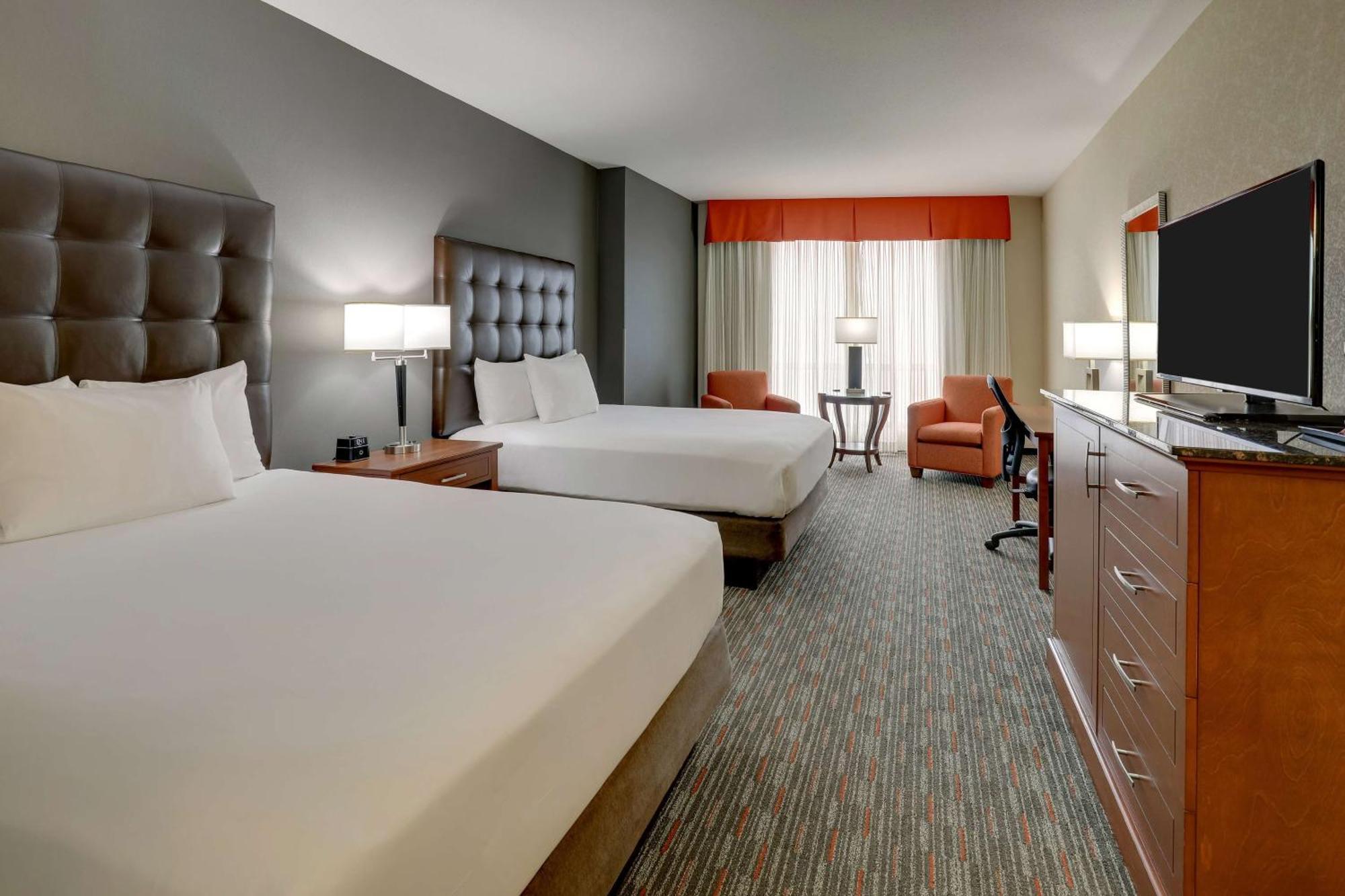Drury Inn & Suites Charlotte Arrowood Екстериор снимка