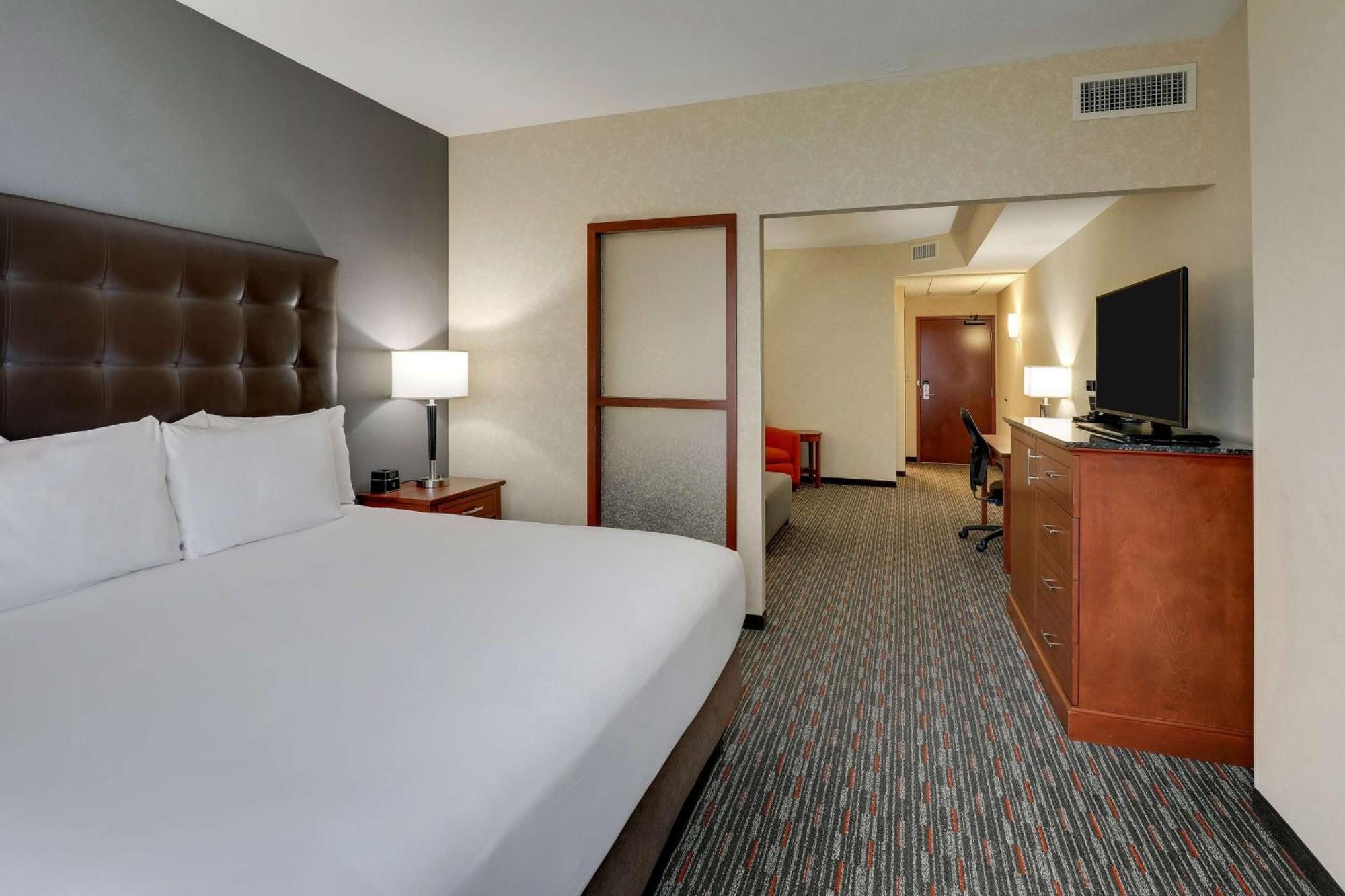 Drury Inn & Suites Charlotte Arrowood Екстериор снимка