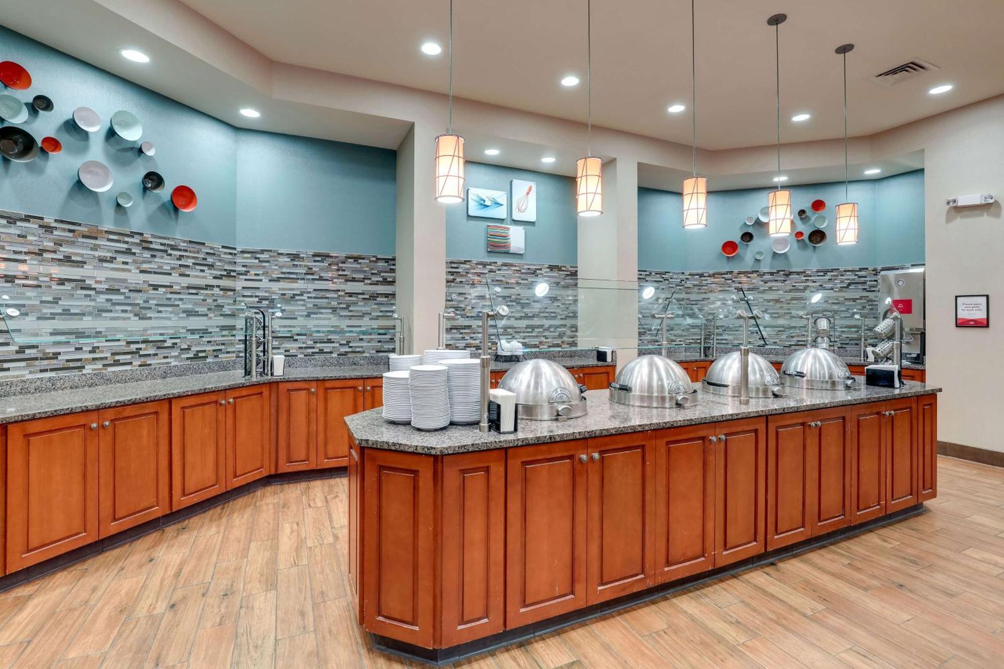 Drury Inn & Suites Charlotte Arrowood Екстериор снимка