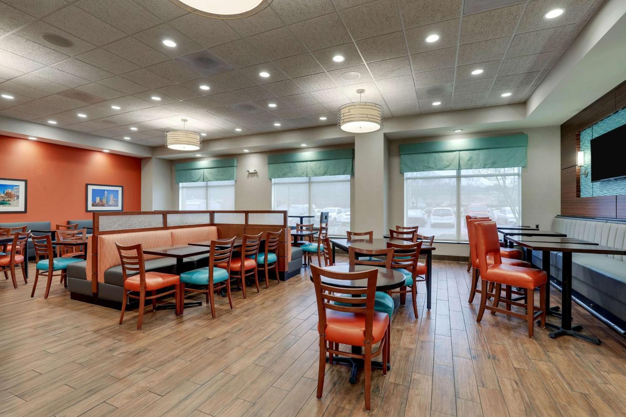 Drury Inn & Suites Charlotte Arrowood Екстериор снимка