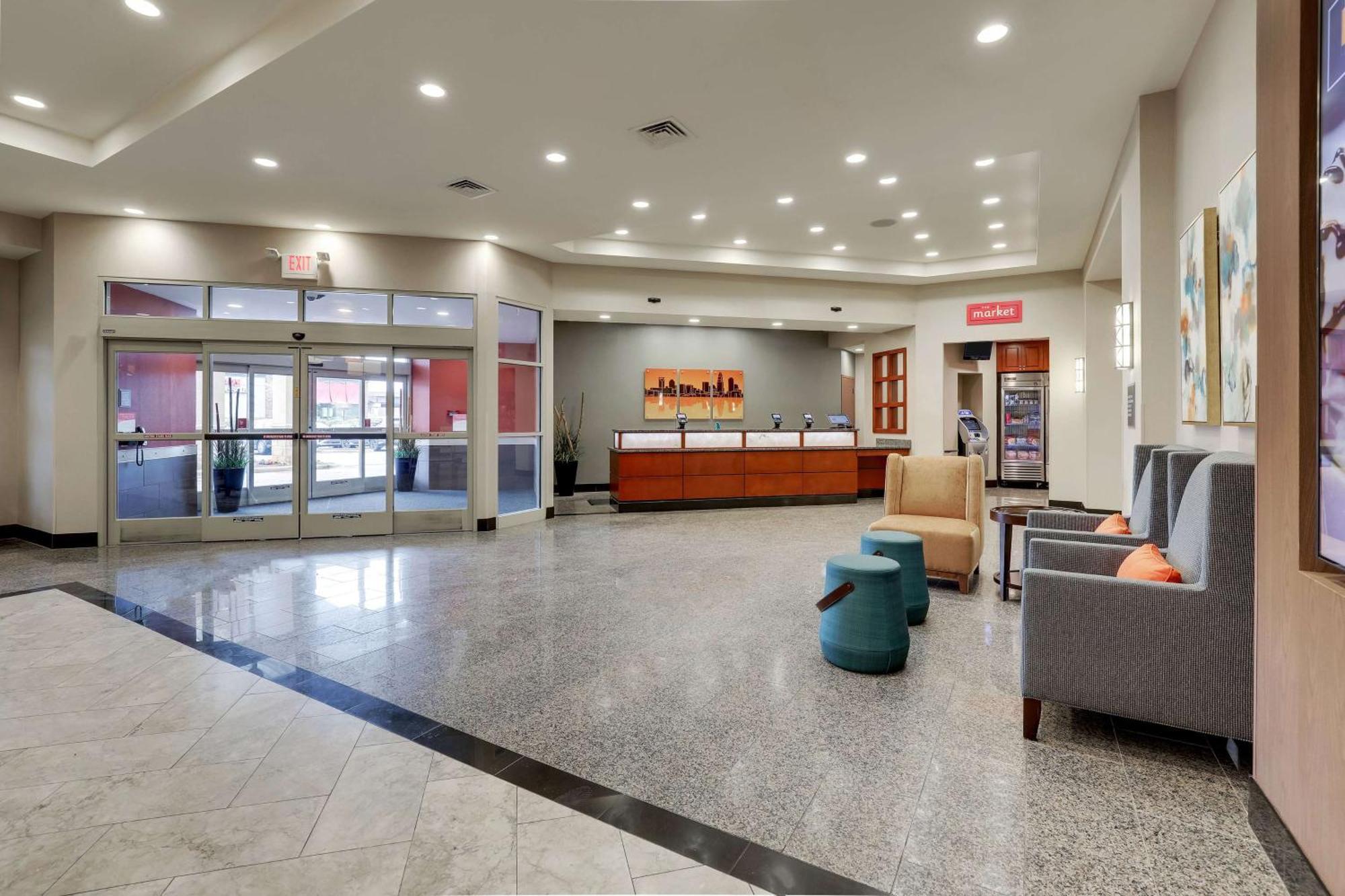 Drury Inn & Suites Charlotte Arrowood Екстериор снимка
